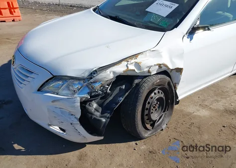 2007 Toyota Camry Le z USA, uszkodzony, nr VIN 4T1BE46K47U629026